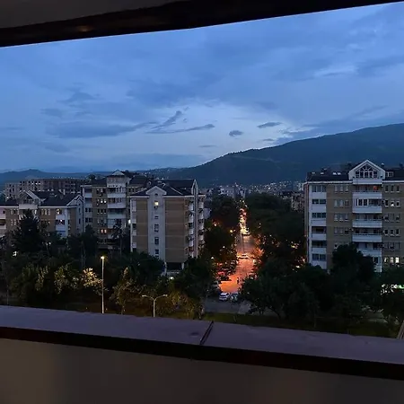 Charming 2 Bedroom Apartment.