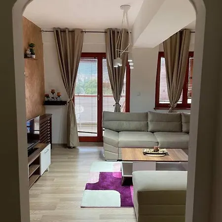 Charming 2 Bedroom Apartment. * Skopie