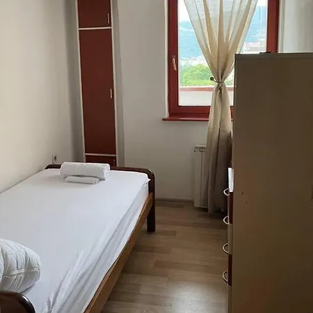 Apartamento Charming 2 Bedroom Apartment.